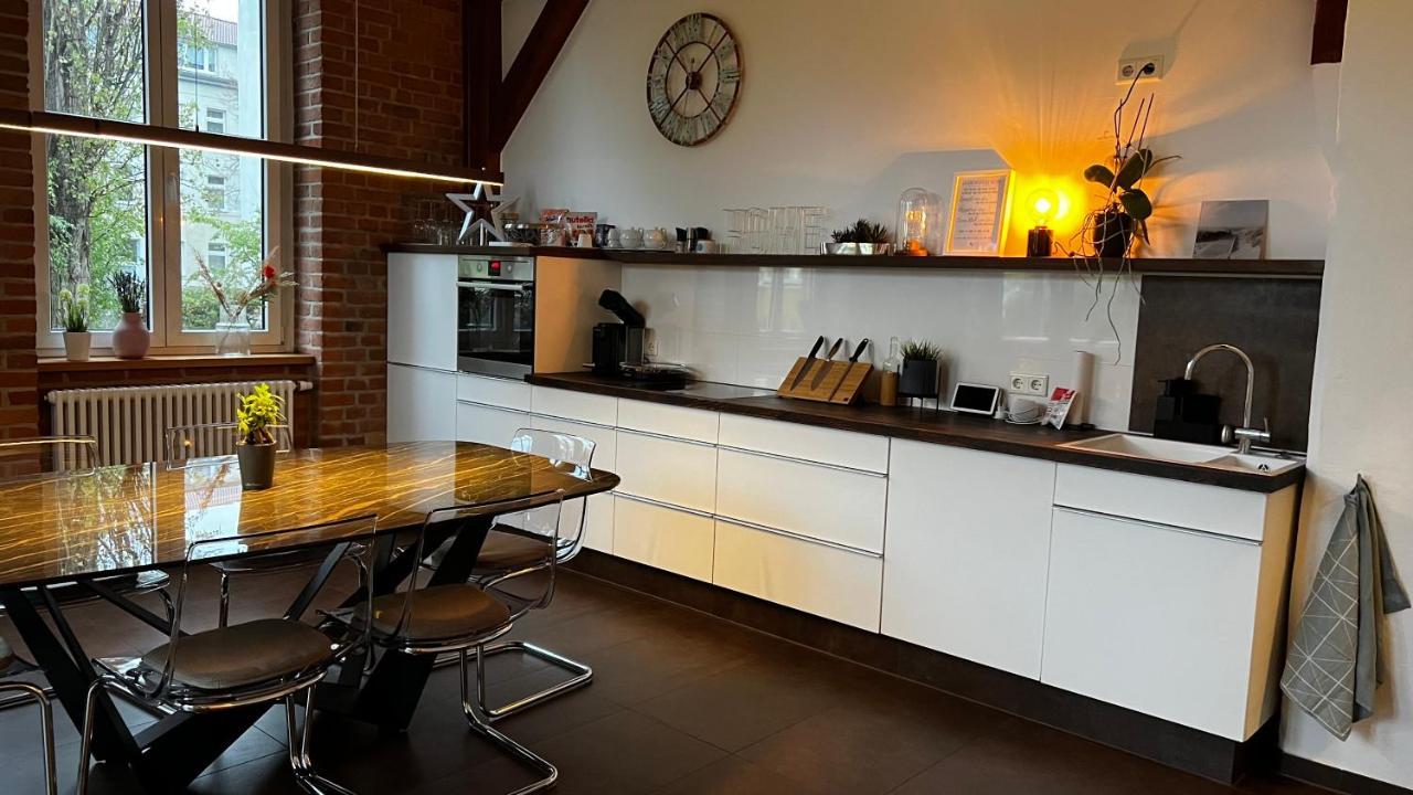 Aryve Erfurterloft - Boutique Loft Zentrumsnah Mit Kostenfreien Parkplaetzen, Design-interieur Und Netflix * Erfurt