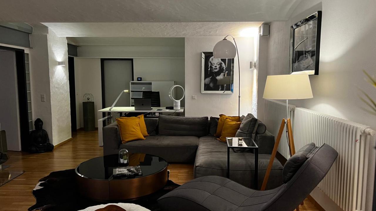 Aryve Erfurterloft - Boutique Loft Zentrumsnah Mit Kostenfreien Parkplaetzen, Design-interieur Und Netflix Apartment